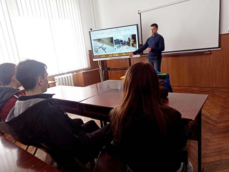 Гостьова лекція «Робототехніка в школі»: поєднання практики, досвіду та профорієнтації студентів