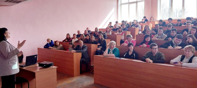 У ННІ ІНФОТЕХ презентували освітні можливості для майбутніх абітурієнтів!